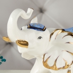 YW-00908 (36) Фарфоровая статуэтка 