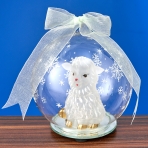 GM-323362 (24) 10,5*10,5*12см. Стеклянный шар с овечкой внутри, со светодиодной подсветкой