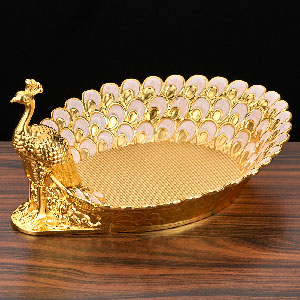 Тарелки и шкатулки павлины