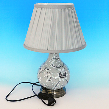 Разнообразные настольные лампы отличного качества в ассортименте компании "Стиль-Ампир"