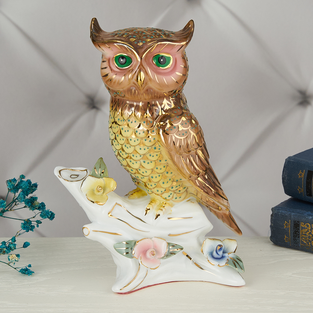 YW-00903/2 (34) Фарфоровая статуэтка 