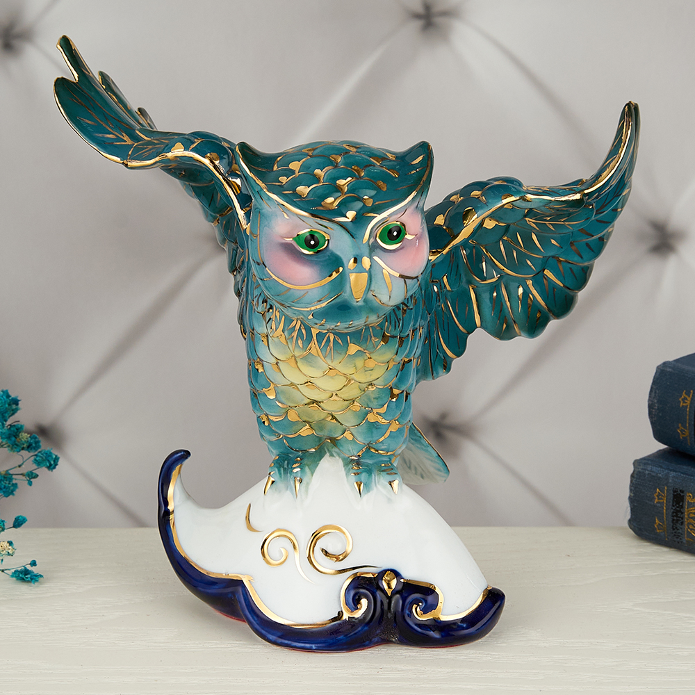 YW-00905/C (34) Фарфоровая статуэтка 