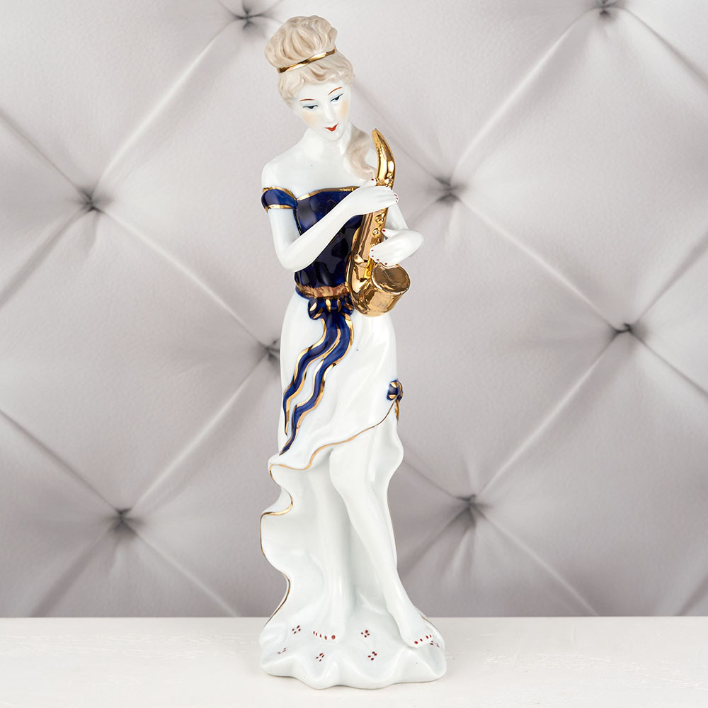YW-00950/1 (24) Фарфоровая статуэтка 