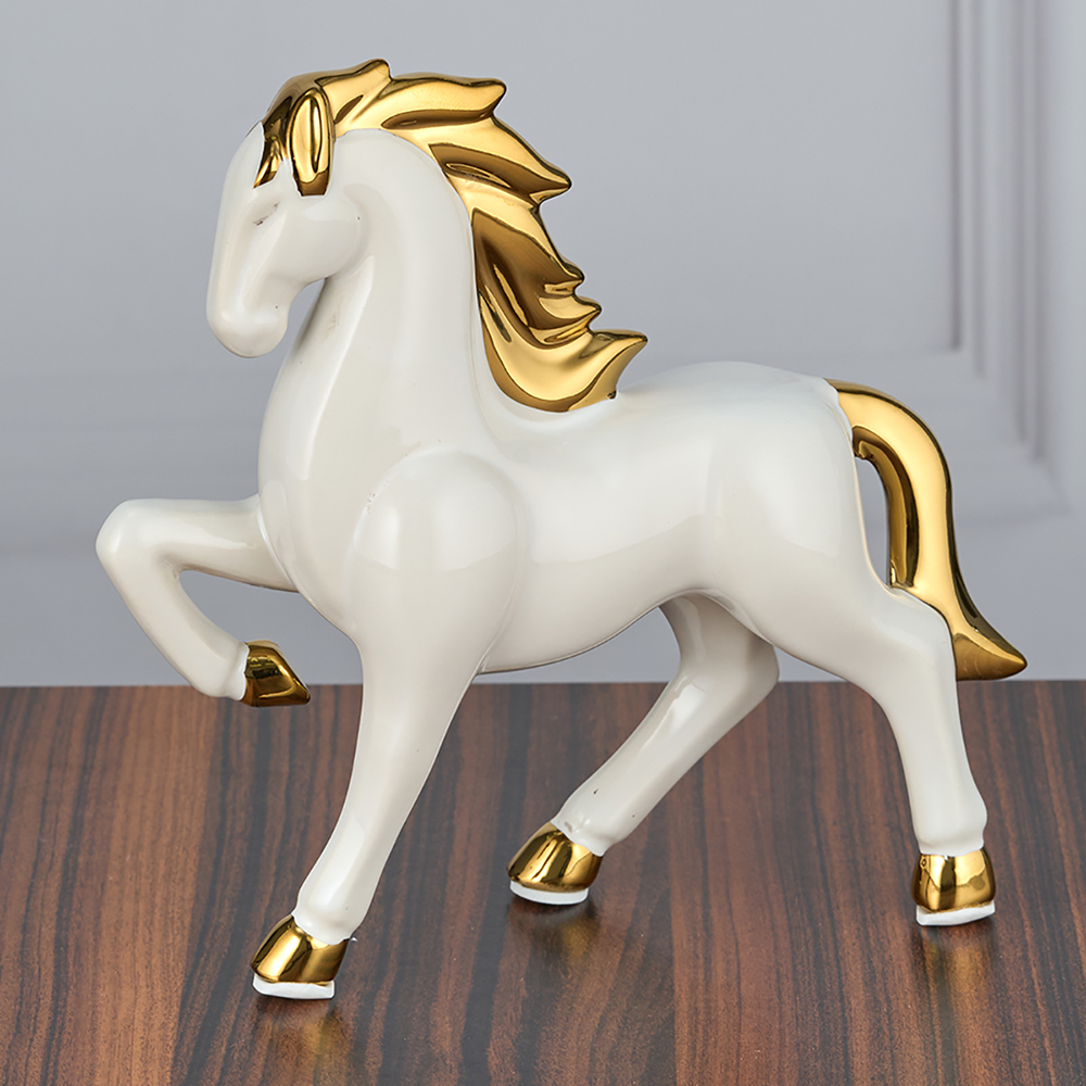 M-CH-22110 (16) Фарфоровая статуэтка 