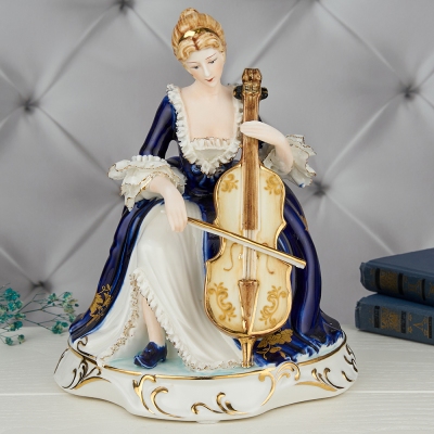 M-QP-80231 (4) Фарфоровая статуэтка "Девушка за виолончелью", 20*20*24 см
