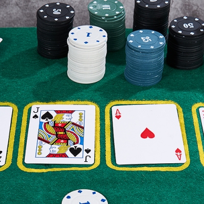 M-YW-65608 (12) Набор для покера, 200 фишек с номиналом, в металлическом футляре, 15*24*6см.